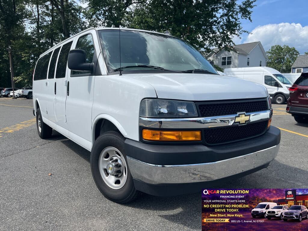 2024 CHEVROLET Express
