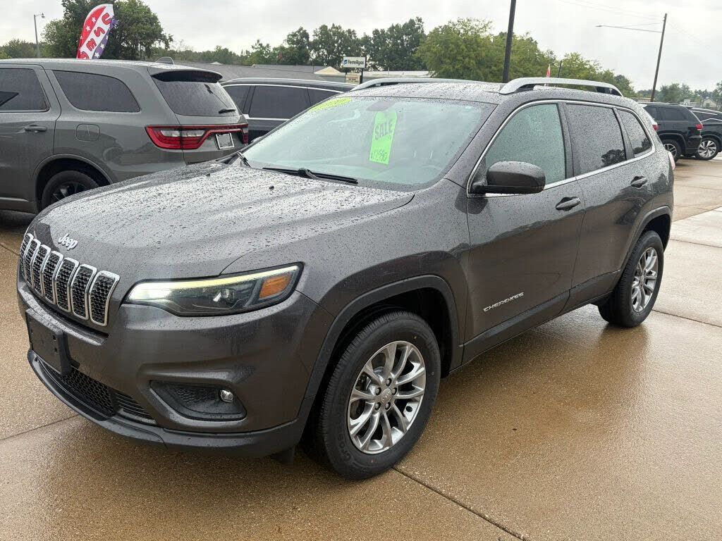 2020 JEEP Cherokee