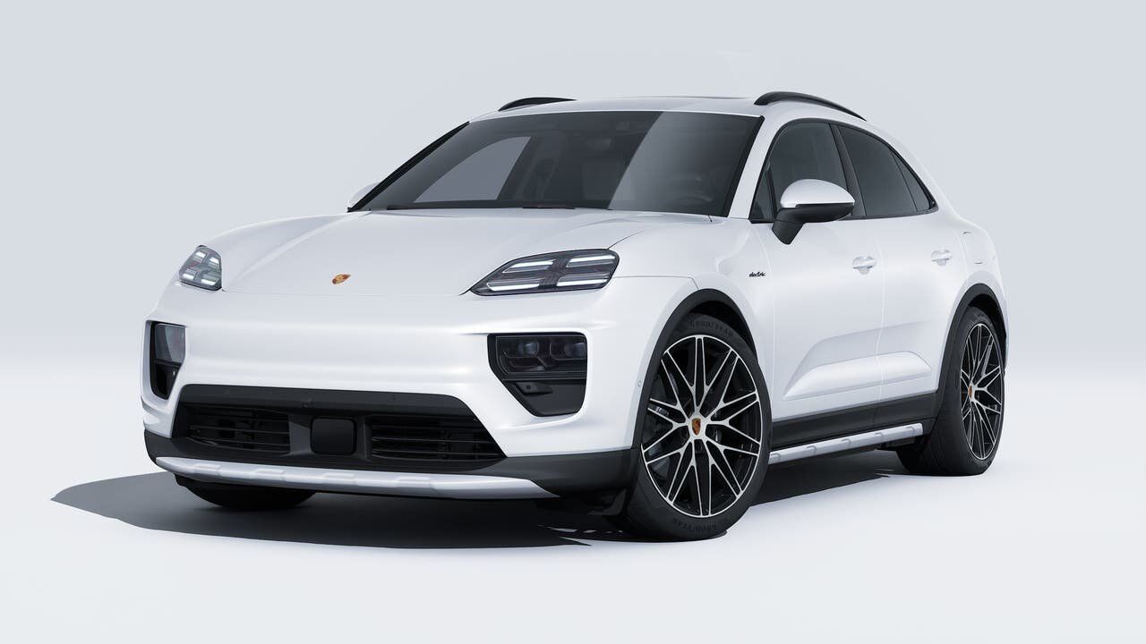 2026 PORSCHE Macan