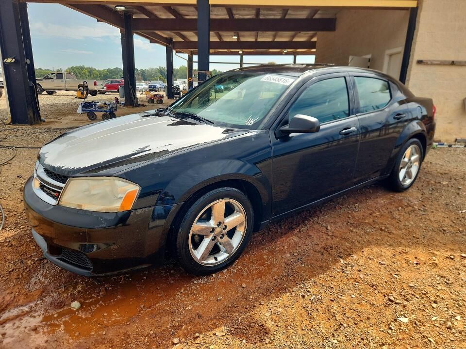 2013 DODGE Avenger