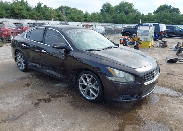 2011 NISSAN Maxima