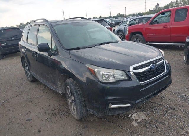 2017 SUBARU Forester