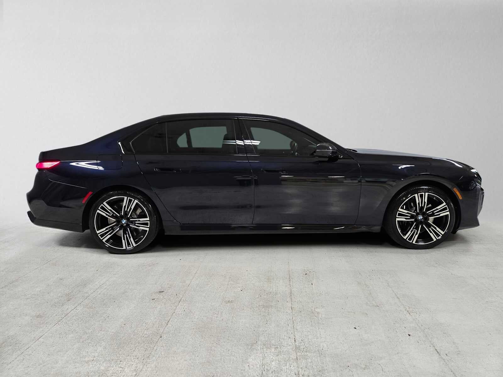 2024 BMW 760i