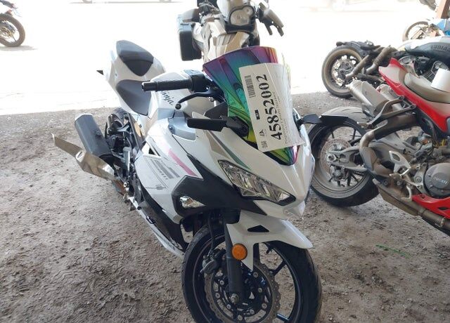 2023 KAWASAKI Ninja