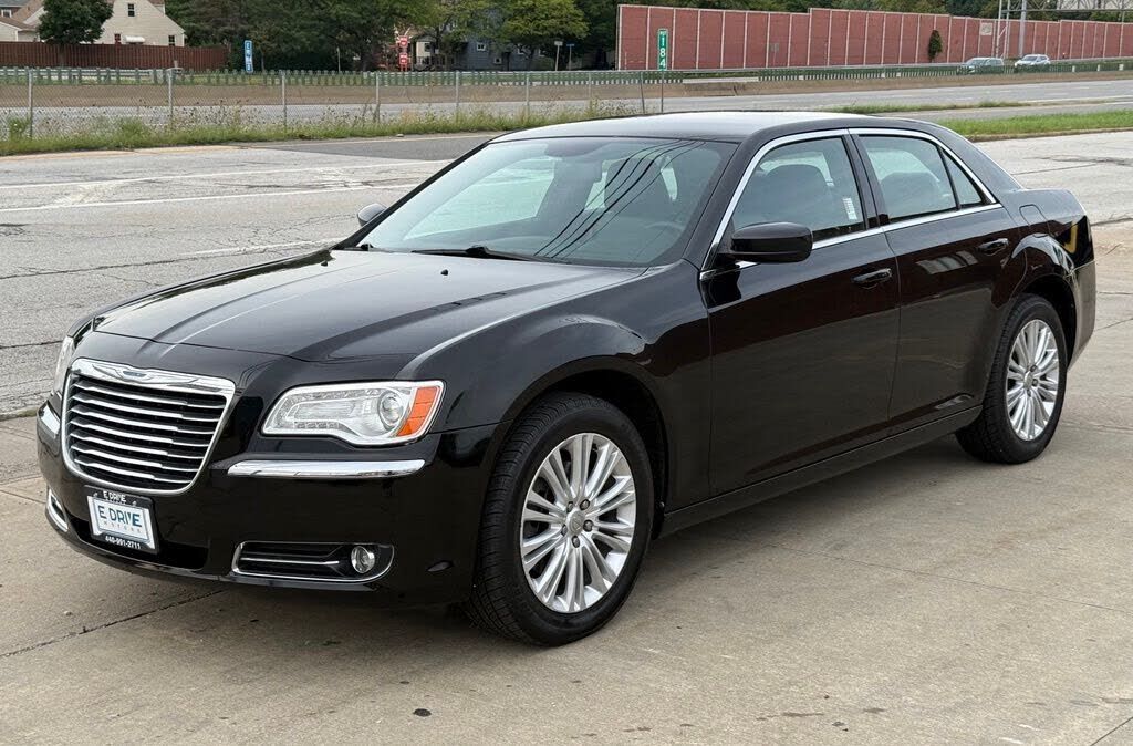 2014 CHRYSLER 300