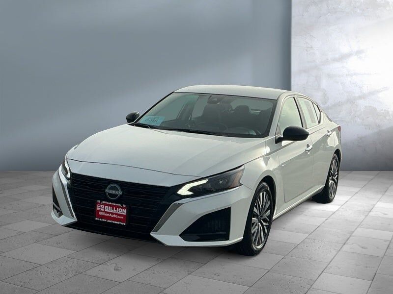 2025 NISSAN Altima