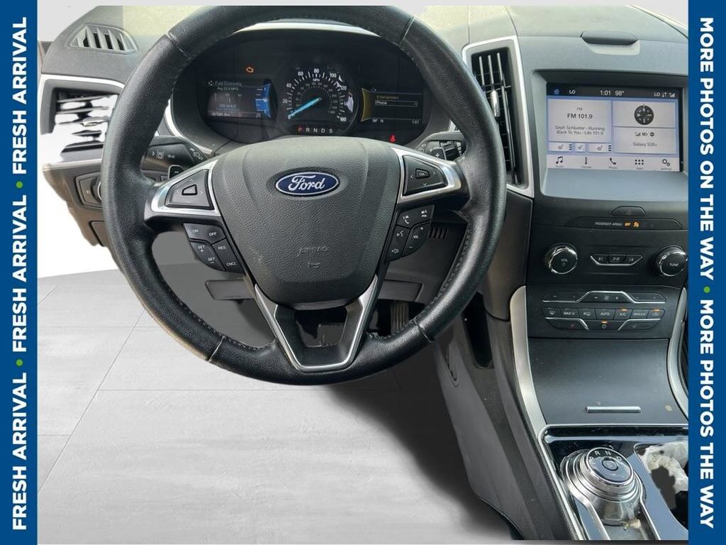 2019 FORD Edge