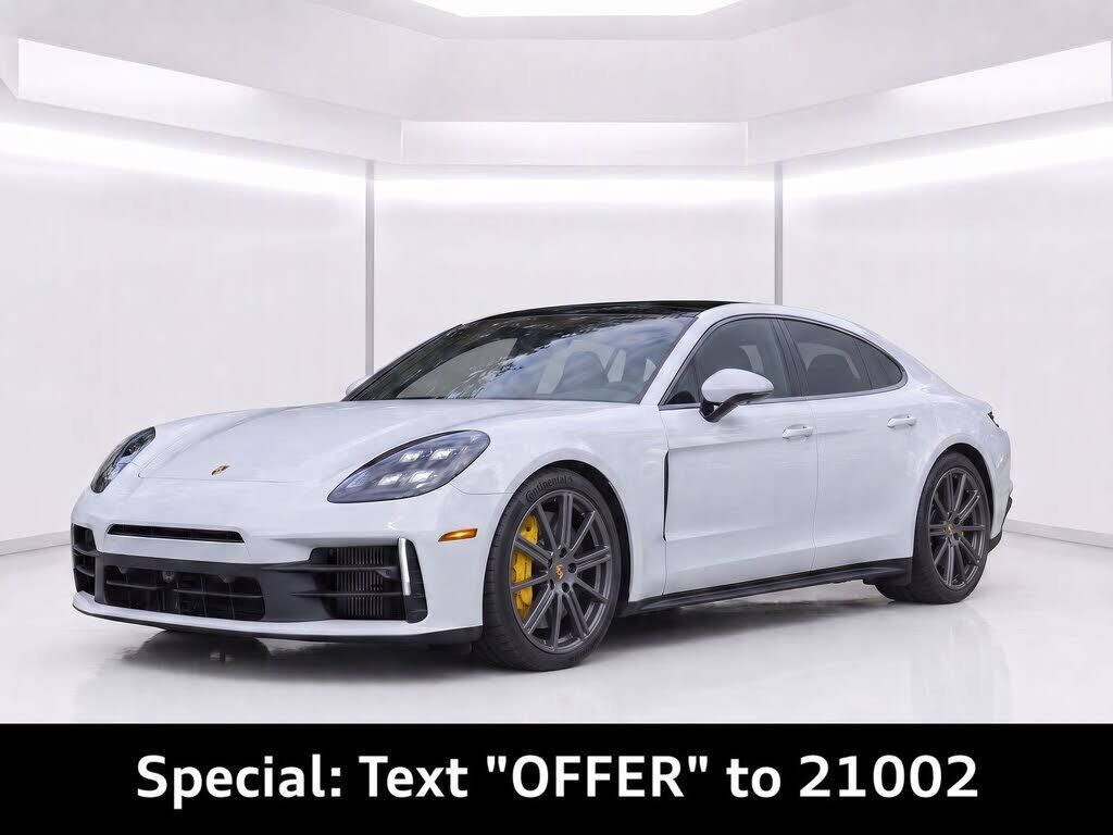 2024 PORSCHE Panamera