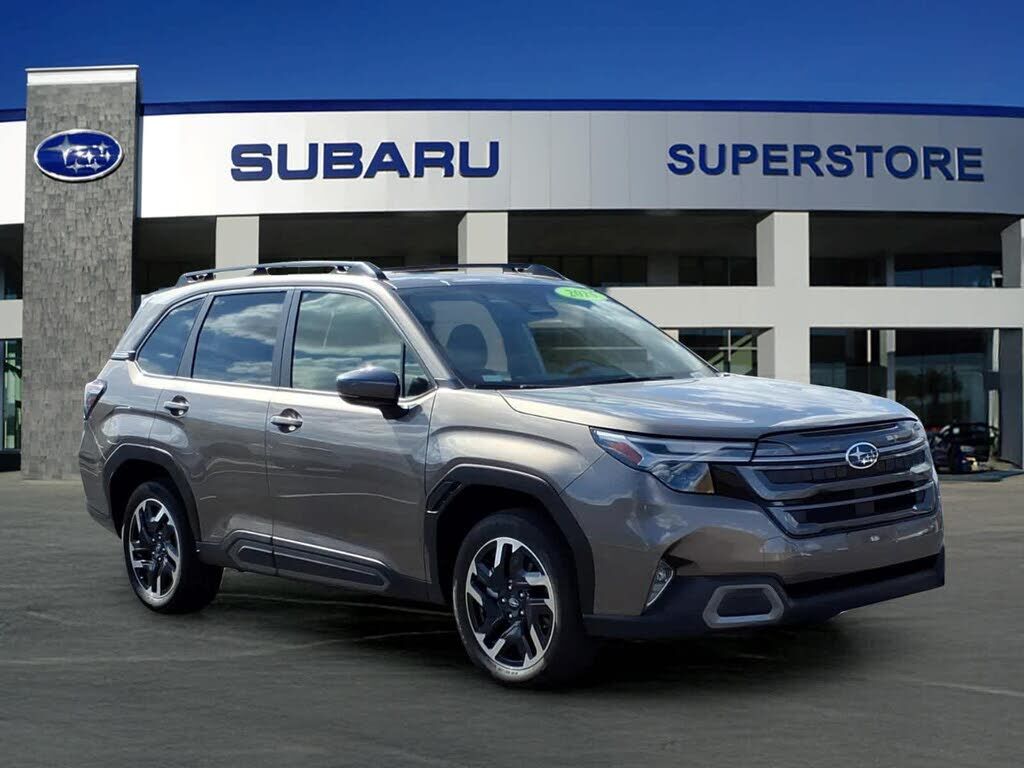 2025 SUBARU Forester