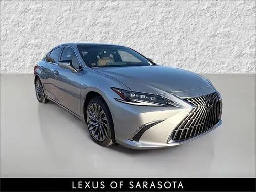 2025 LEXUS ES