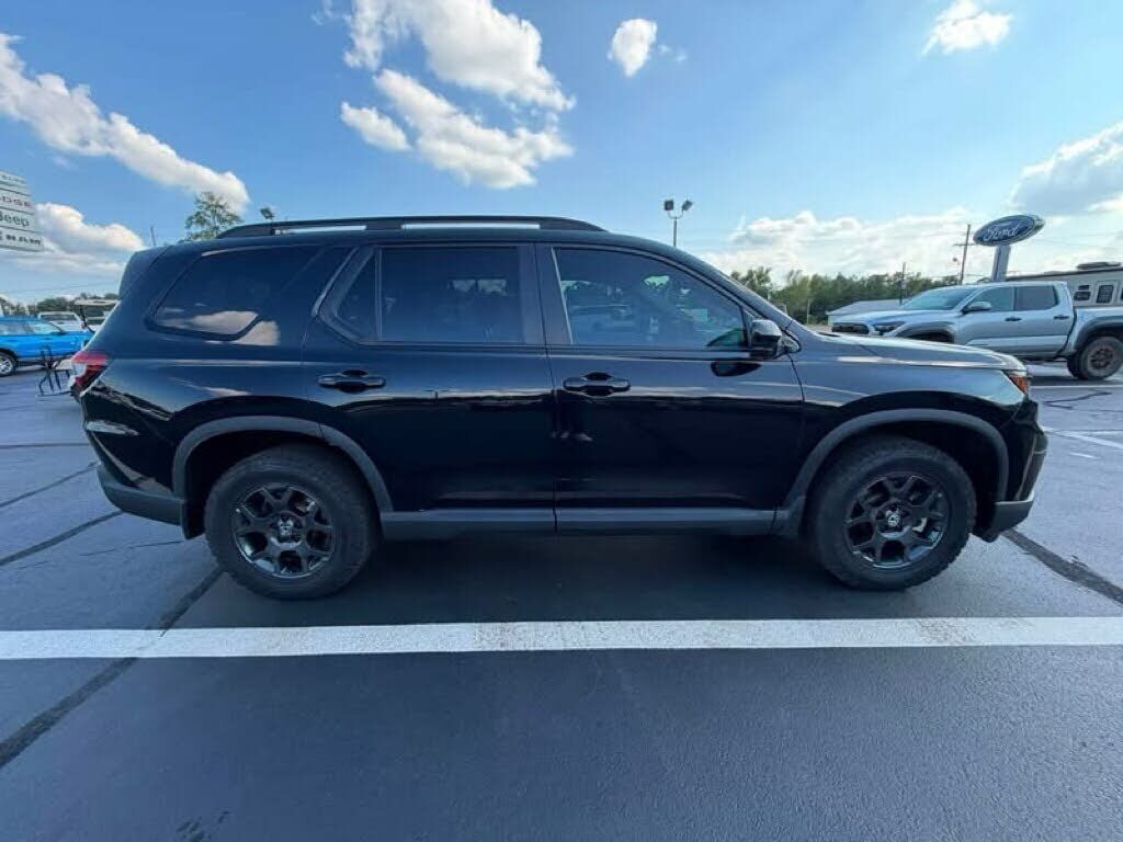 2025 HONDA Pilot