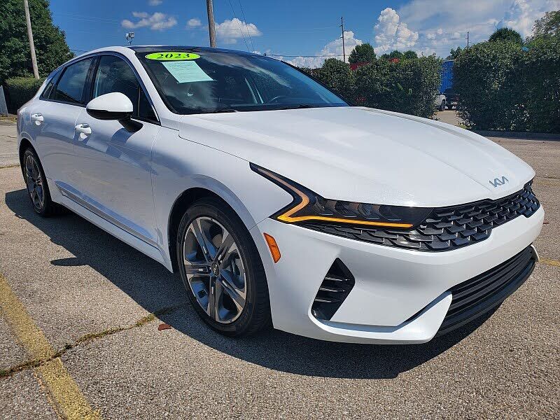 2023 KIA K5