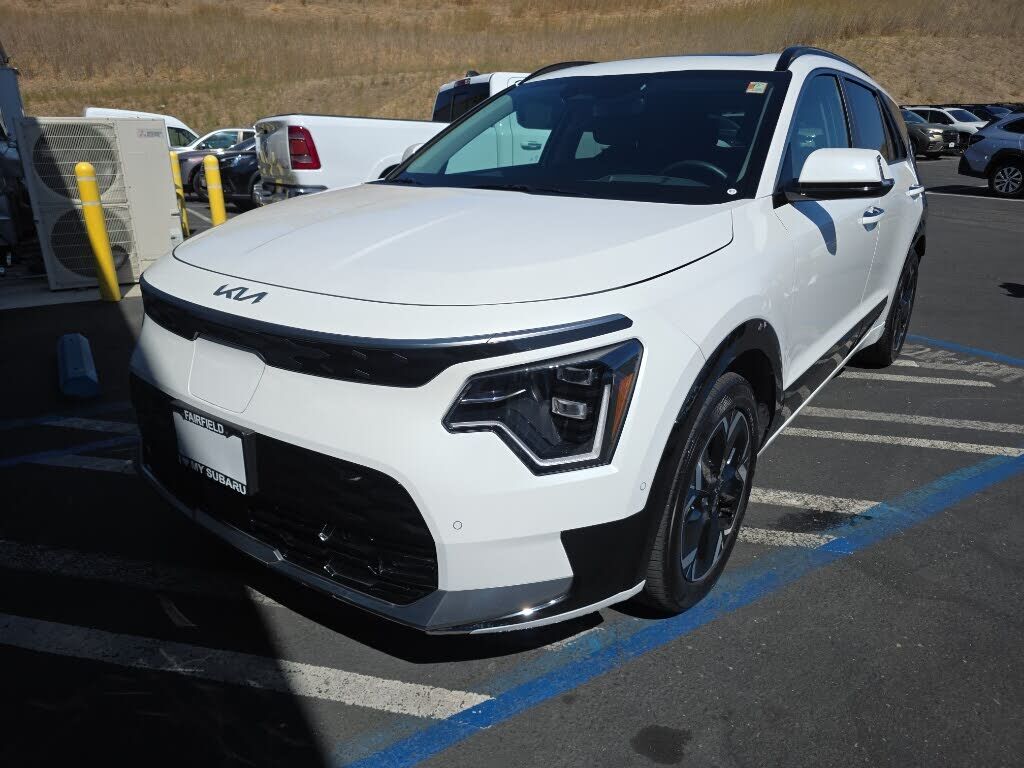 2023 KIA Niro