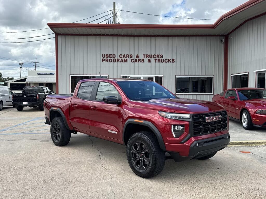 2025 GMC Canyon