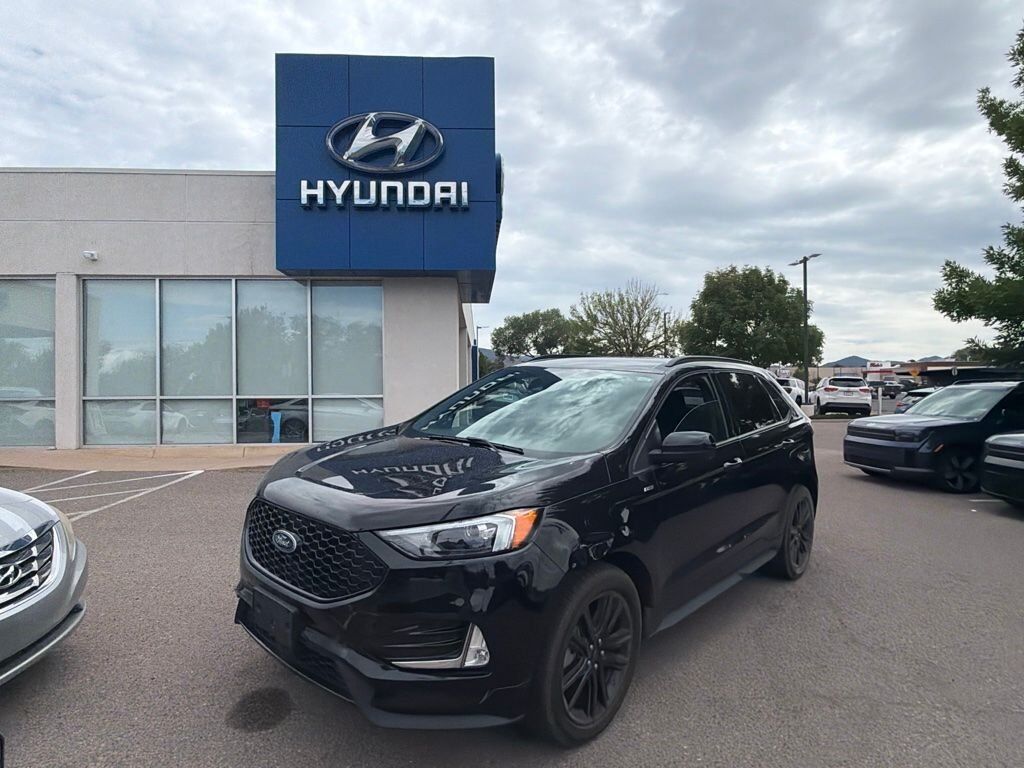 2022 FORD Edge