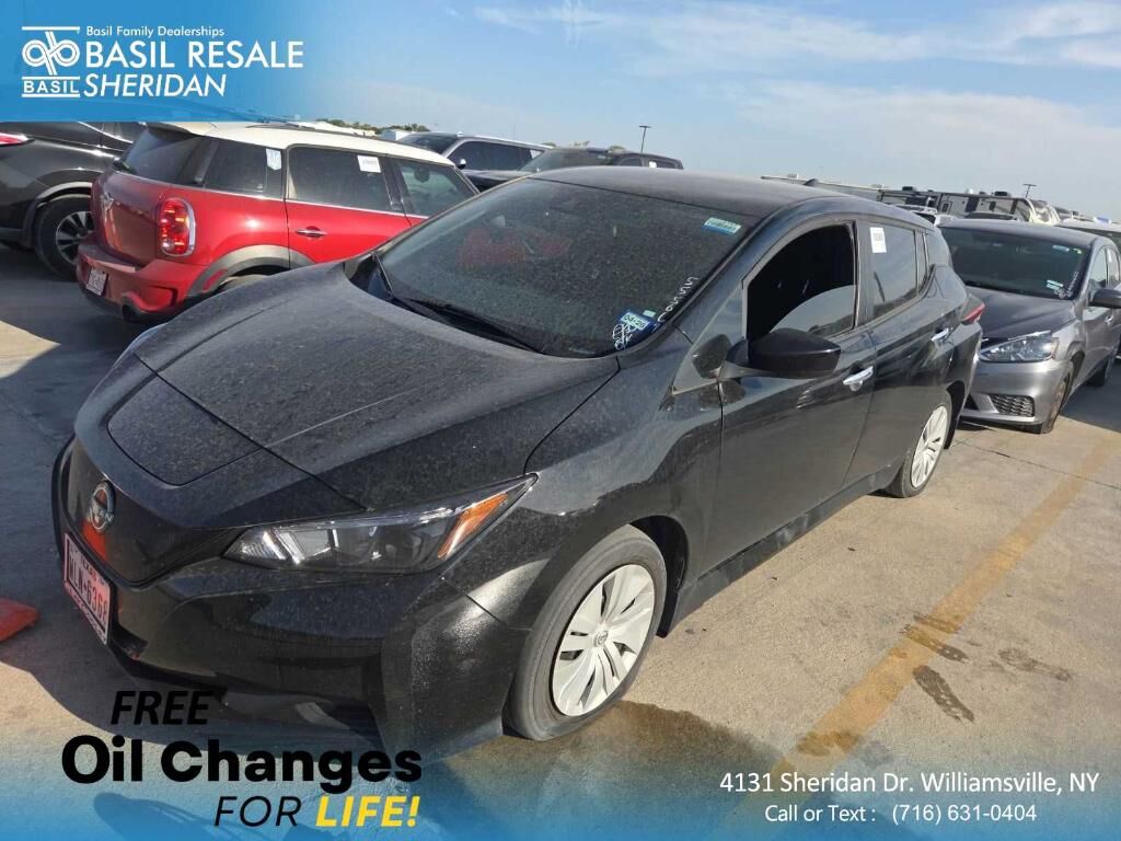 2023 NISSAN Leaf