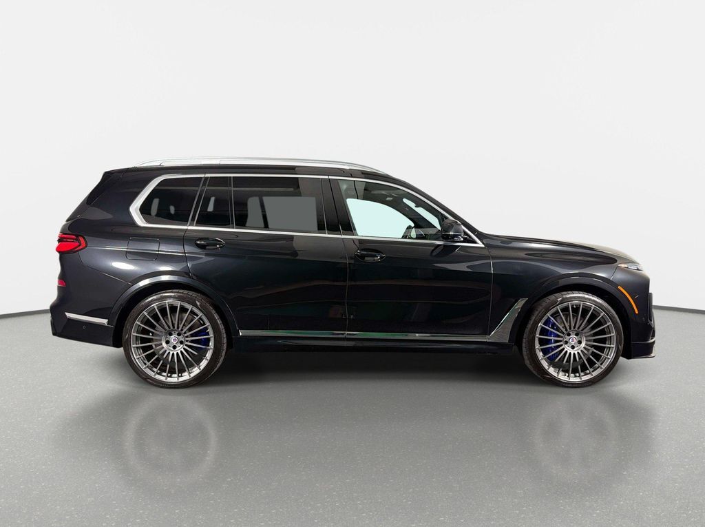 2024 BMW X7