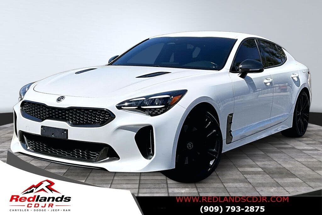 2022 KIA Stinger