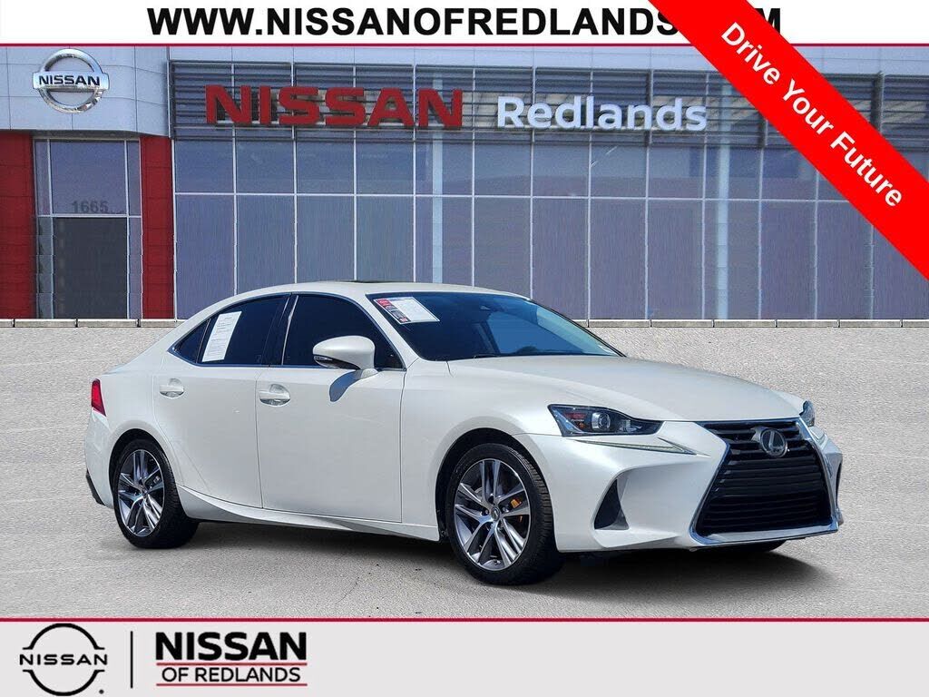 2018 LEXUS IS