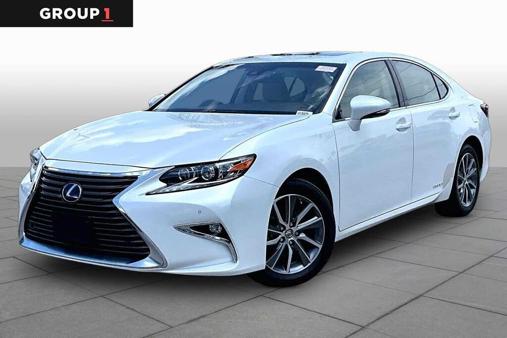 2018 LEXUS ES