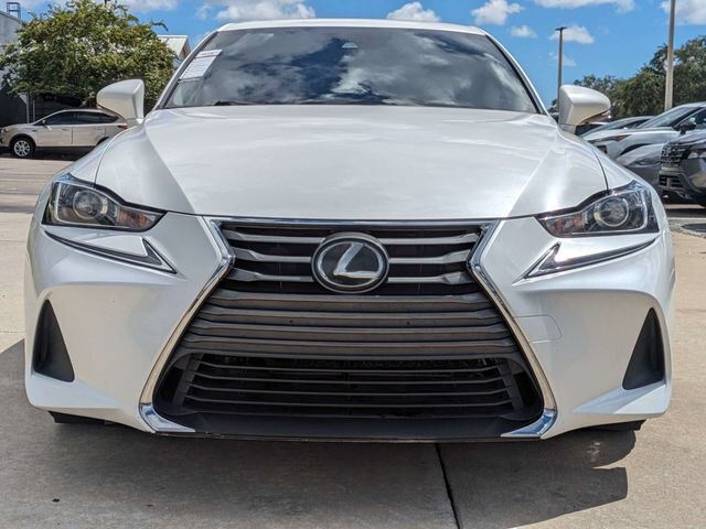 2019 Lexus IS