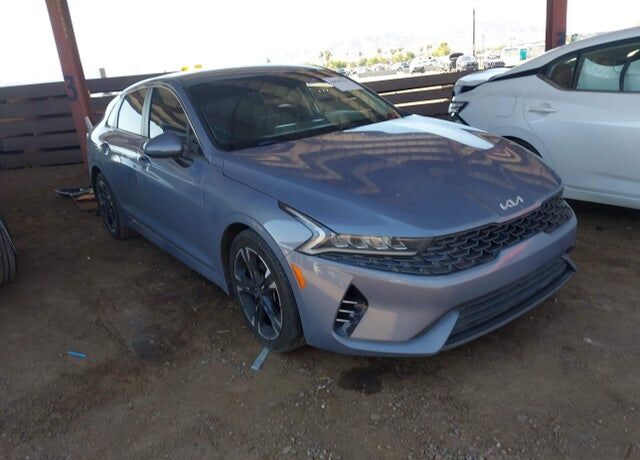 2022 KIA K5