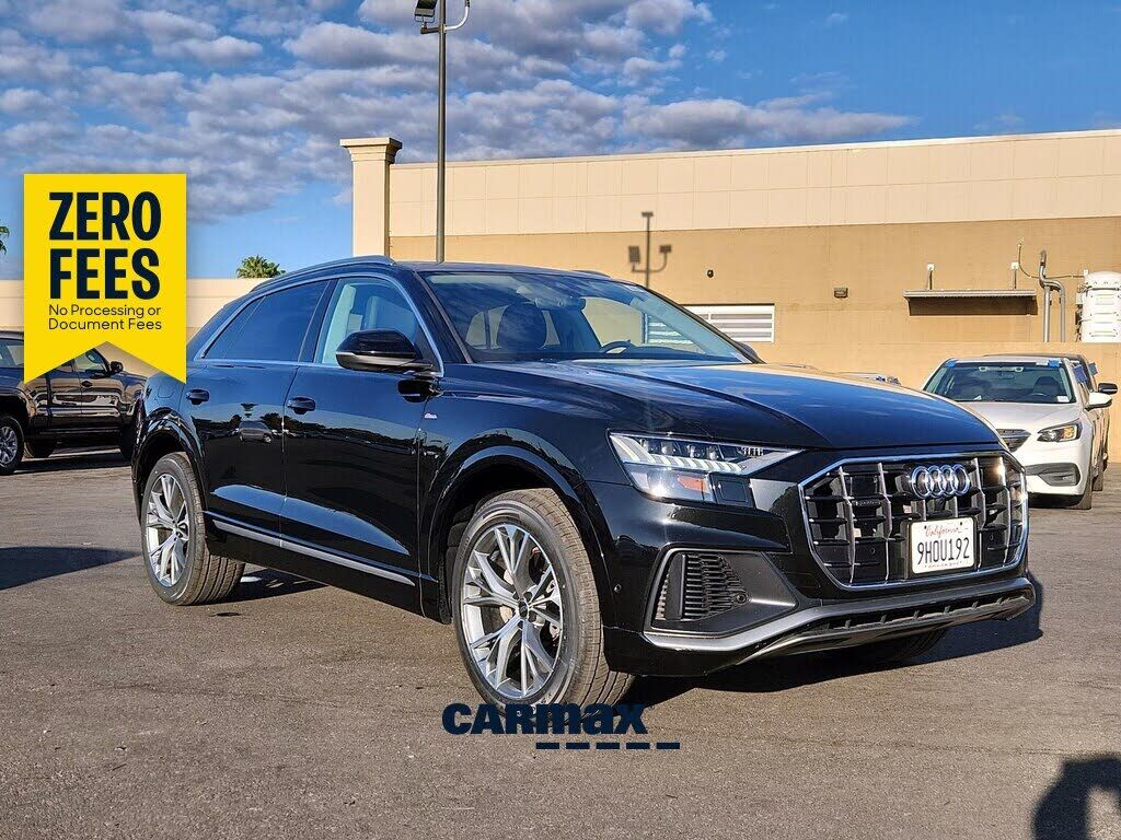 2023 AUDI Q8