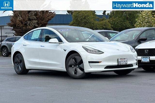 2019 TESLA Model 3