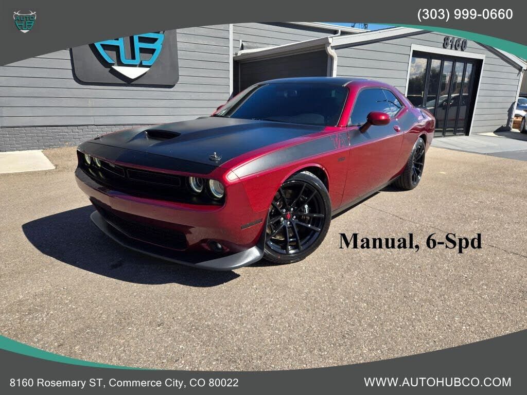 2017 DODGE Challenger