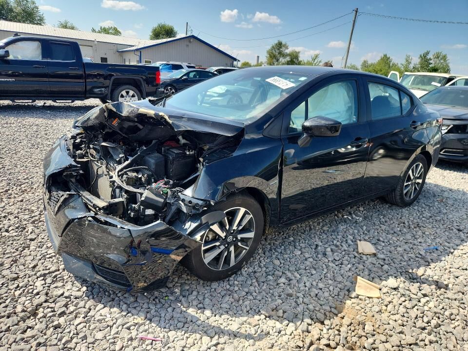 2022 NISSAN Versa