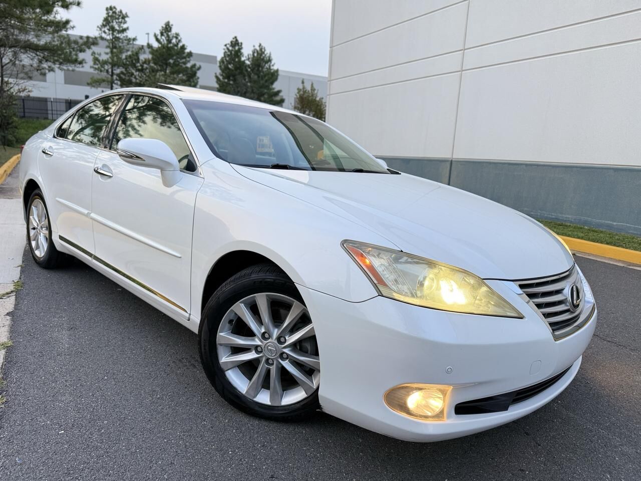 2010 LEXUS ES