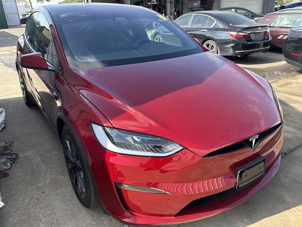 2024 TESLA Model X