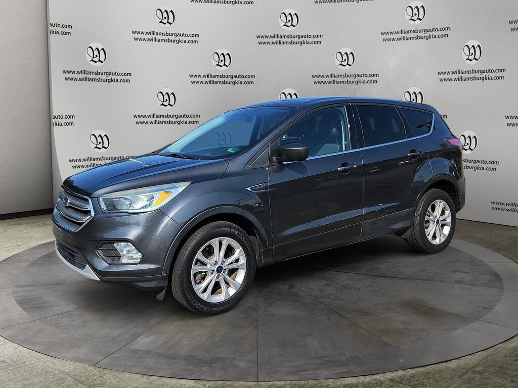 2017 FORD Escape