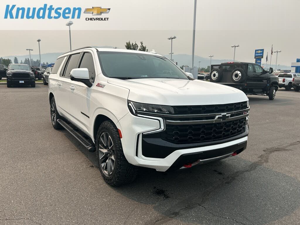 2022 CHEVROLET Suburban