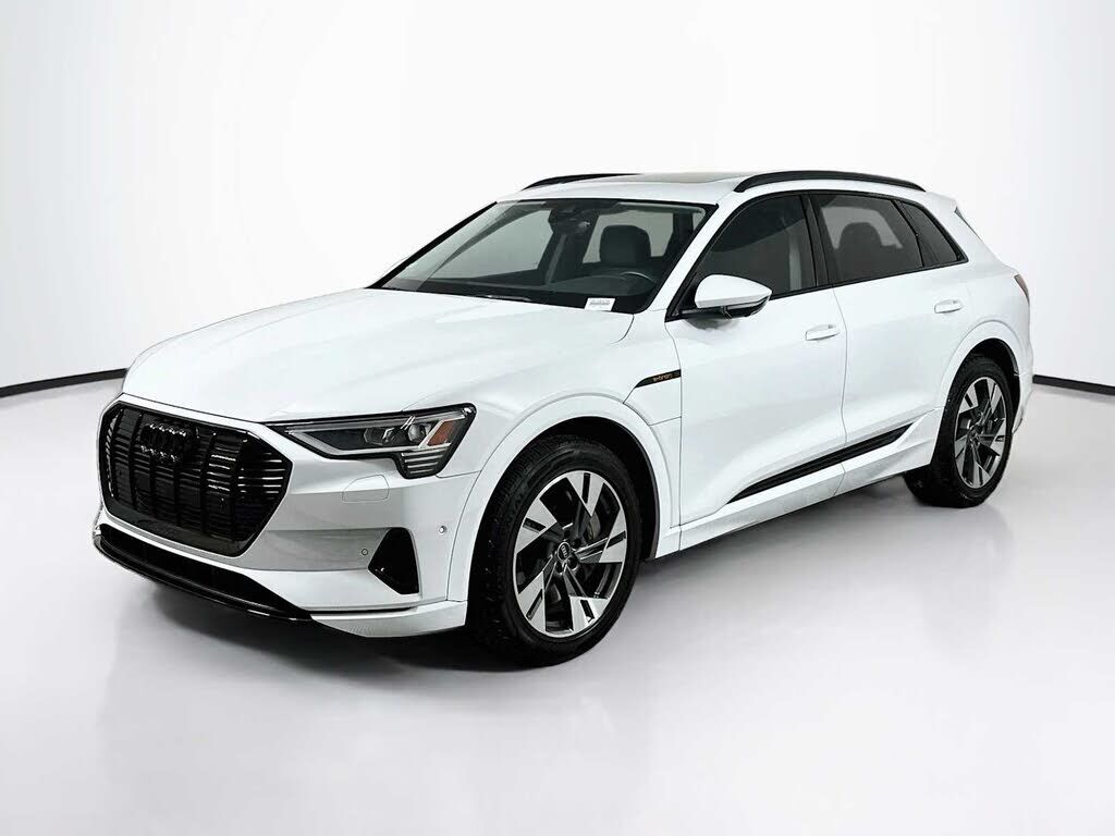 2023 AUDI e-tron