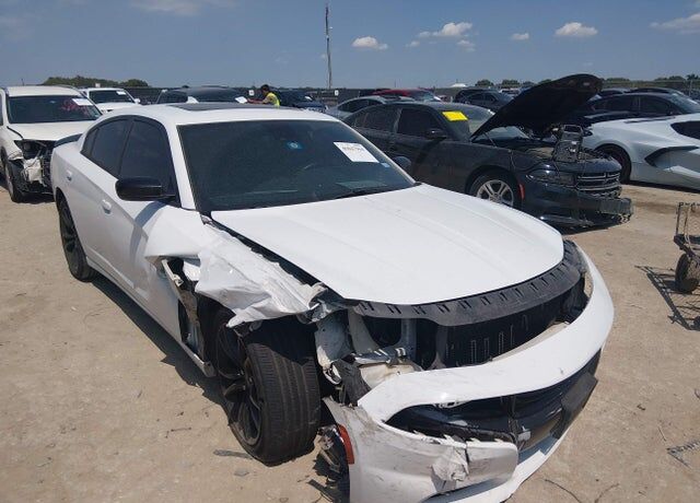 2016 DODGE Charger