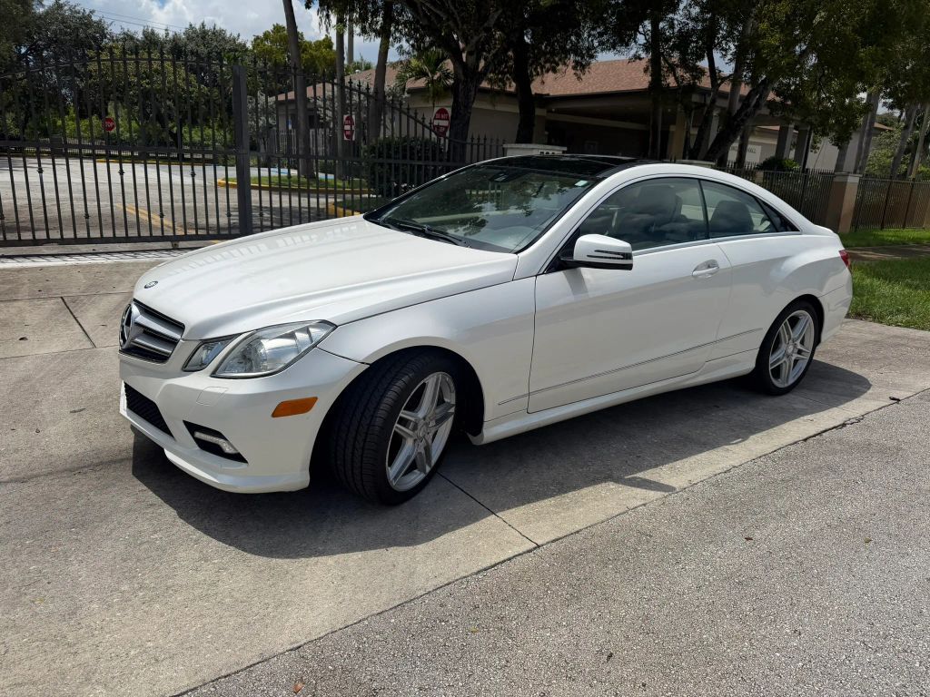 2011 MERCEDES-BENZ E-Class