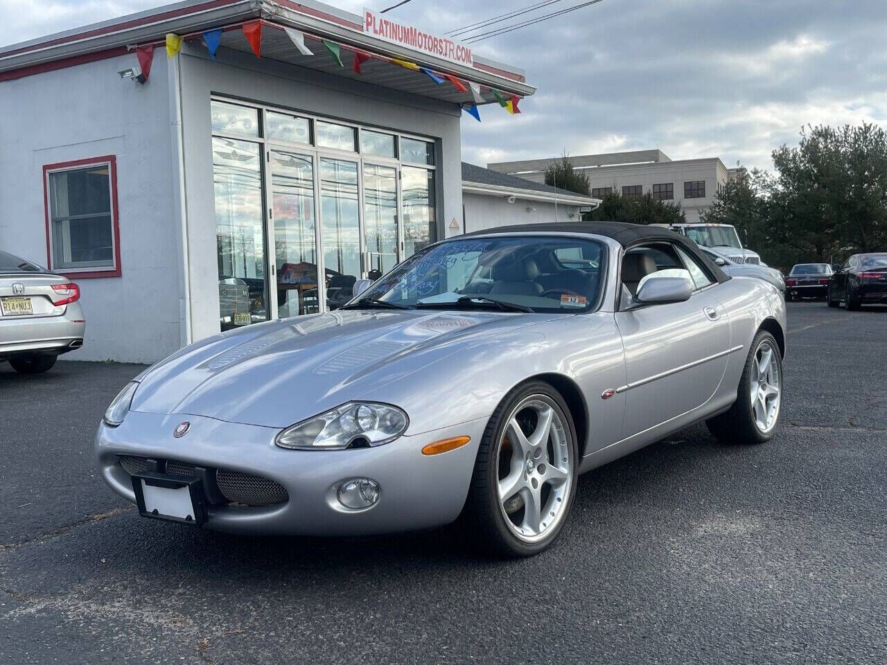 2001 JAGUAR XKR