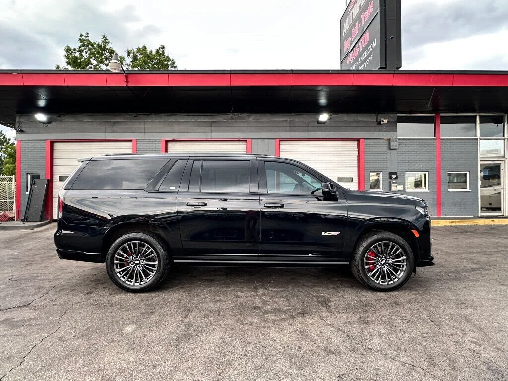 2023 CADILLAC Escalade ESV