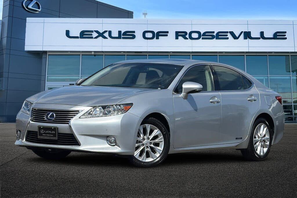 2013 LEXUS ES