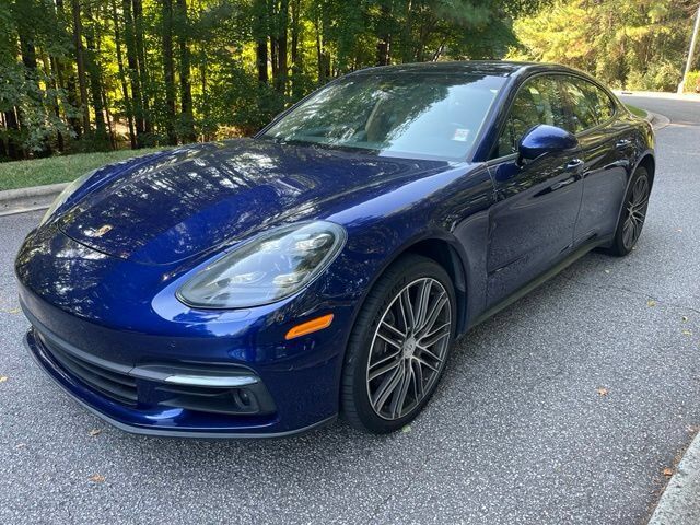 2020 PORSCHE Panamera