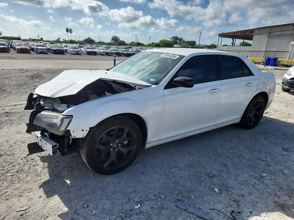 2023 CHRYSLER 300