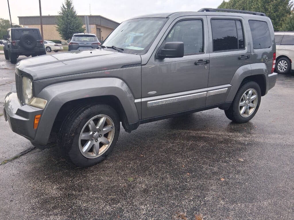 2012 JEEP Liberty