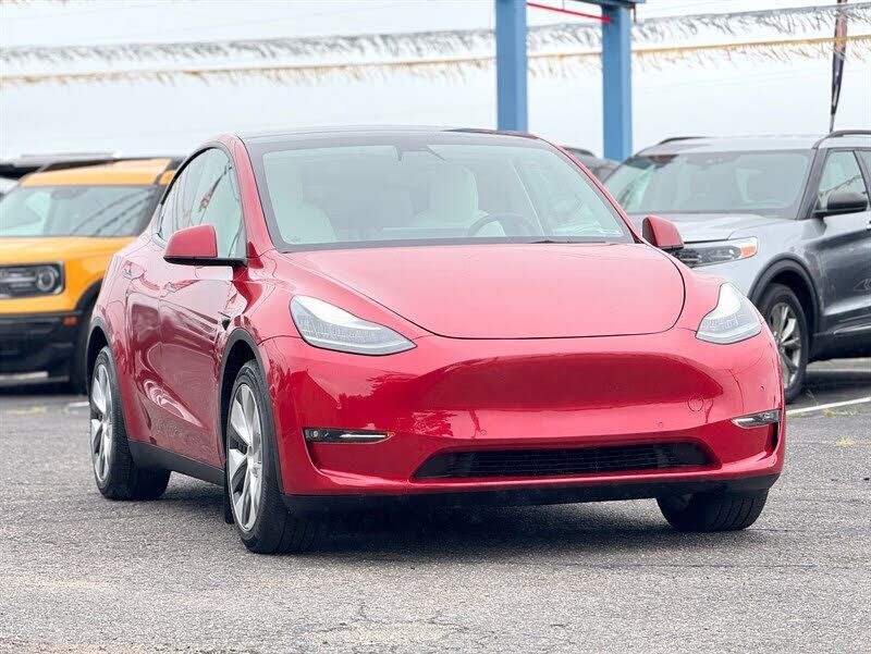 2021 TESLA Model Y