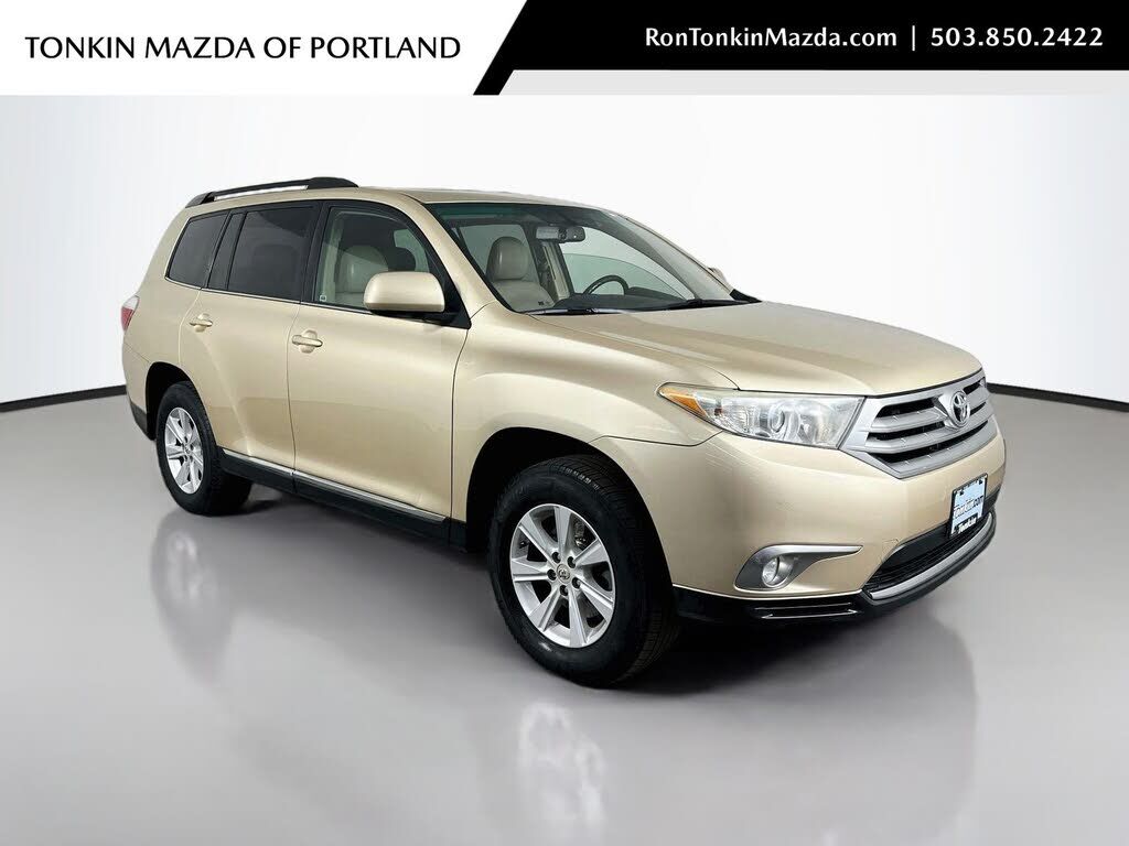 2011 TOYOTA Highlander