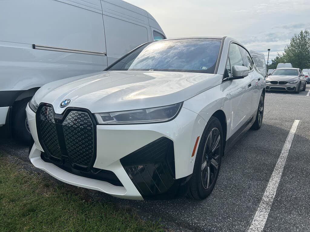 2023 BMW ix