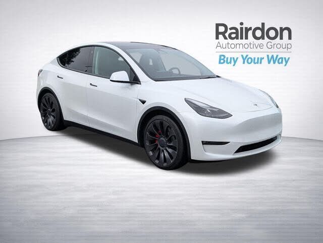 2023 TESLA Model Y