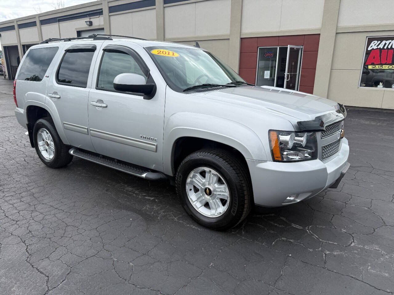 2011 CHEVROLET Tahoe