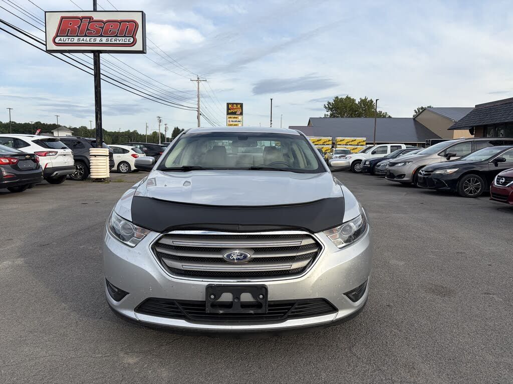 2015 FORD Taurus