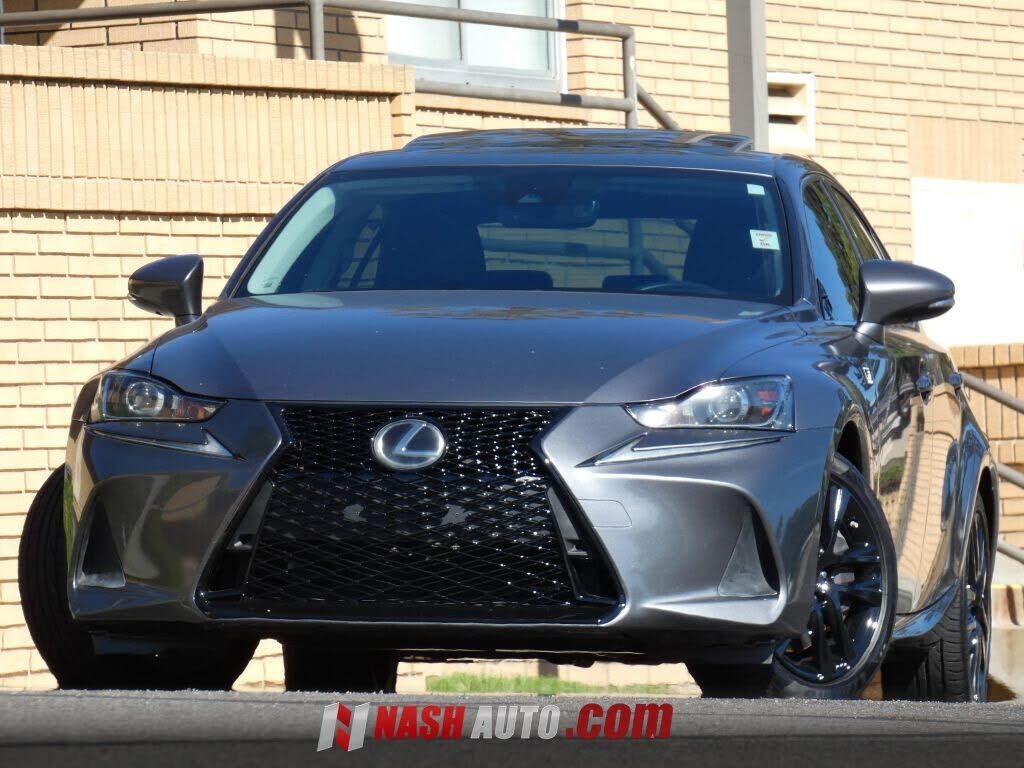 2019 Lexus IS